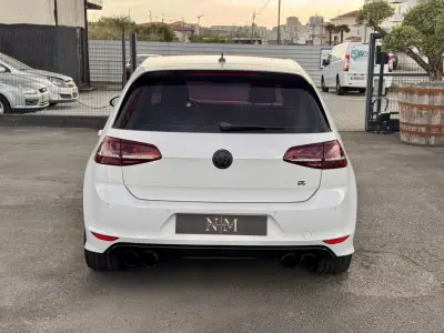 Volkswagen Golf 2014 - 23500 EUR, 175000 km - AUTO.MOTO.pt - 175000km - foto 5 de 27