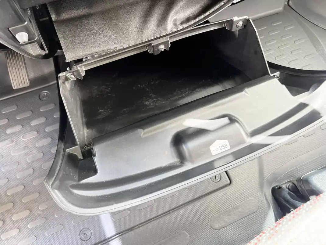 Peugeot 2020 - 16800 EUR, 177696 km - AUTO.MOTO.pt - 177696km - foto 15 de 21