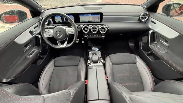 Mercedes-Benz CLA 220 2021 - 30990 EUR, 159000 km - AUTO.MOTO.pt - 159000km - foto 36 de 47