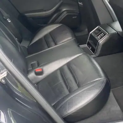 Porsche Panamera Sport Turismo 2019 - 69990 EUR, 210000 km - AUTO.MOTO.pt - 210000km - foto 12 de 50