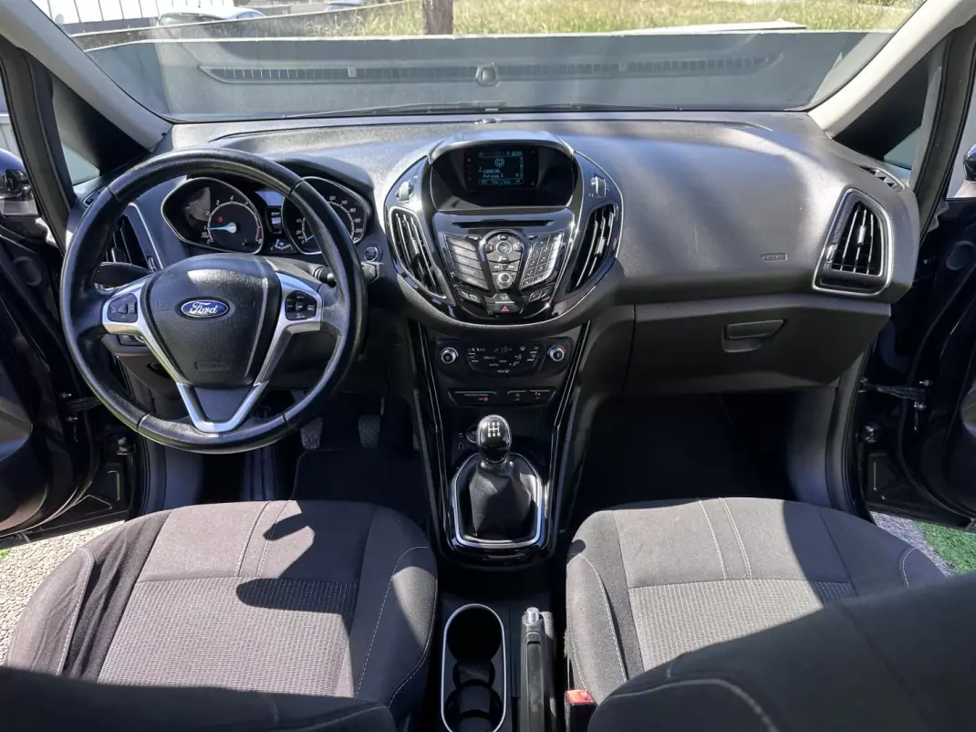 Ford B-Max 2017 - 9900 EUR, 130000 km - AUTO.MOTO.pt - 130000km - foto 31 de 53