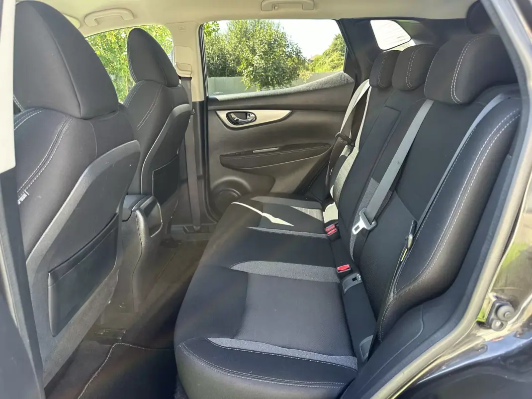 Nissan Qashqai 2018 - 15500 EUR, 200000 km - 200000km - foto 29 de 68