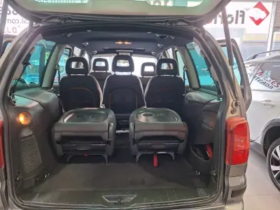 SEAT Alhambra 2007 - 4740 EUR, 314000 km - AUTO.MOTO.pt - 314000km - foto 14 de 17