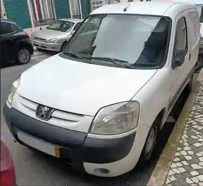 Peugeot PARTNER GIRAFON 2004 - 332000km