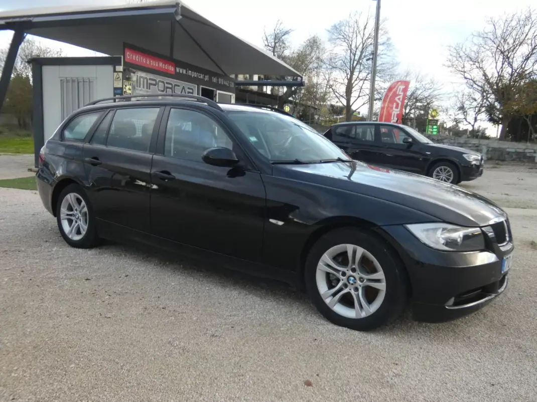 BMW 318 2008 - 7750 EUR, 380000 km - AUTO.MOTO.pt - 380000km - foto 4 de 11