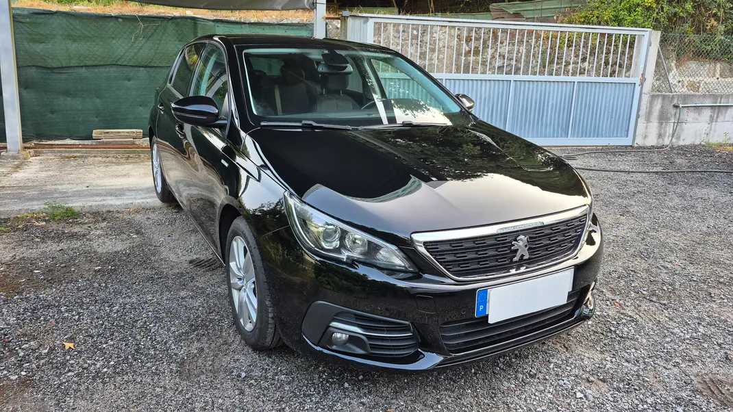 Peugeot 308 2020 - 10950 EUR, 202478 km - 202478km - foto 3 de 15