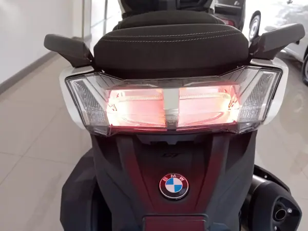 BMW C 400 GT 2024 - 7590 EUR, 100 km - AUTO.MOTO.pt - 100km - foto 8 de 11
