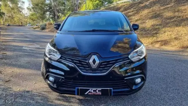 Renault Grand Scénic 2020 - 19900 EUR, 150682 km - AUTO.MOTO.pt - 150682km - foto 2 de 23