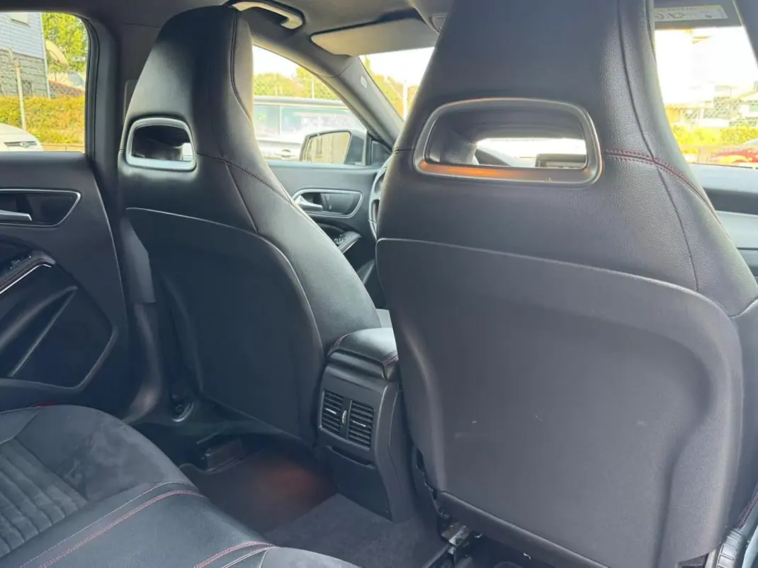 Mercedes-Benz CLA 220 2014 - 18999 EUR, 180000 km - 180000km - foto 19 de 19