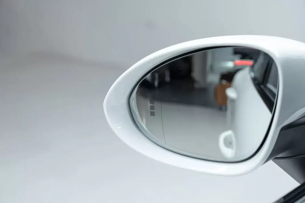 Porsche Cayenne 2024 - 97950 EUR, 32000 km - AUTO.MOTO.pt - 32000km - foto 23 de 55