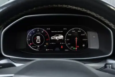 SEAT Leon 2021 - 15999 EUR, 127100 km - AUTO.MOTO.pt - 127100km - foto 15 de 24