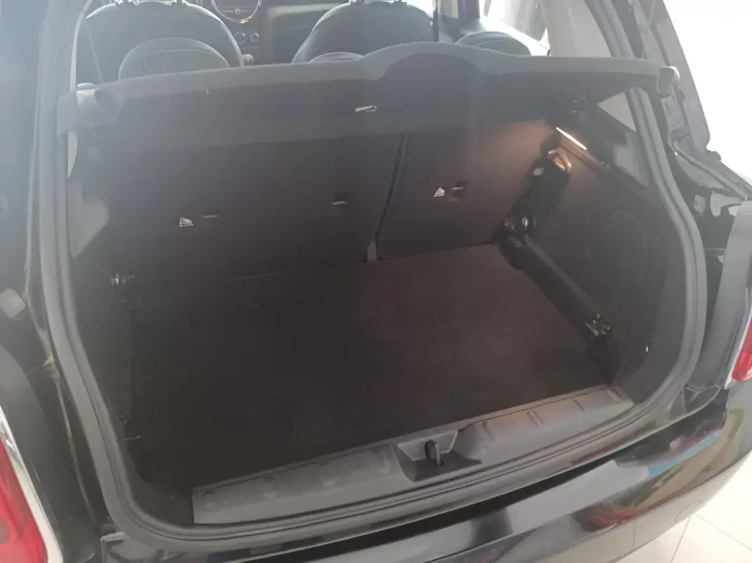 MINI 5 Portas 2019 - 13490 EUR, 199185 km - 199185km - foto 29 de 34