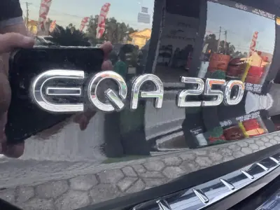 Mercedes-Benz EQA 2021 - 28900 EUR, 92000 km - 92000km - foto 31 de 50