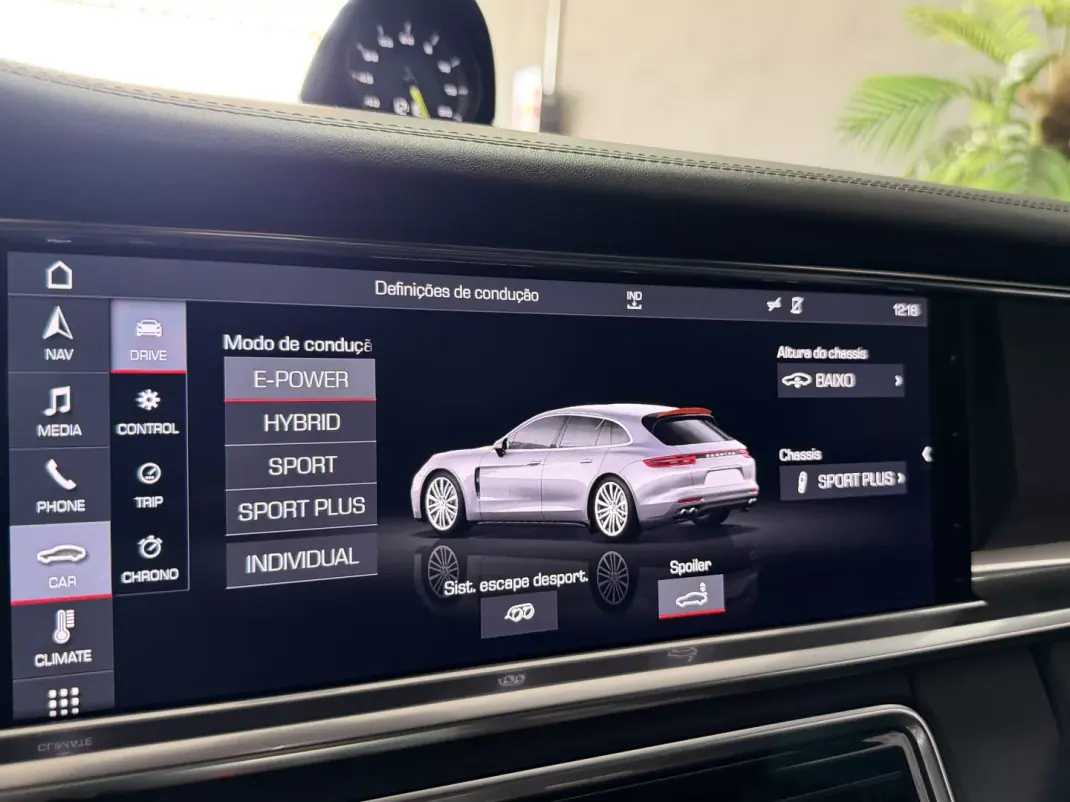 Porsche Panamera Sport Turismo 2020 - 63990 EUR, 148987 km - 148987km - foto 20 de 27