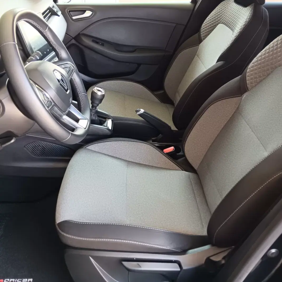 Renault Clio 2024 - 17490 EUR, 50855 km - AUTO.MOTO.pt - 50855km - foto 14 de 26