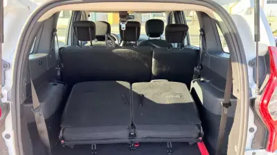 Dacia Lodgy 2018 - 9800 EUR, 107165 km - foto 5 de 13