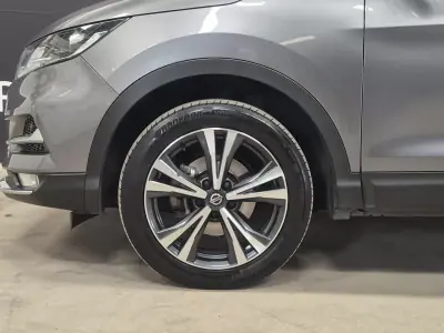 Nissan Qashqai 2020 - 17970 EUR, 92233 km - AUTO.MOTO.pt - 92233km - foto 20 de 30