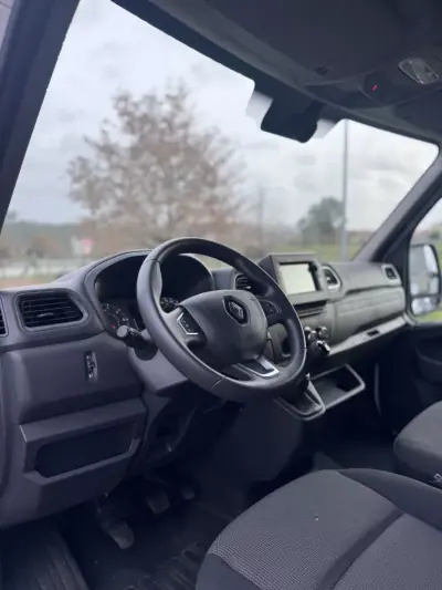 Renault Master 2022 - 23500 EUR, 72729 km - AUTO.MOTO.pt - 72729km - foto 6 de 17