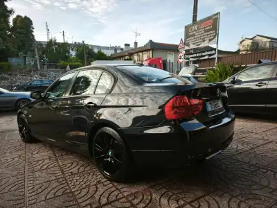 BMW 318 2010 - 8900 EUR, 360000 km - AUTO.MOTO.pt - 360000km - foto 10 de 27