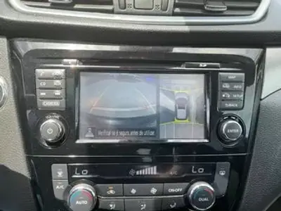 Nissan Qashqai 2018 - 15490 EUR, 119000 km - AUTO.MOTO.pt - 119000km - foto 9 de 11