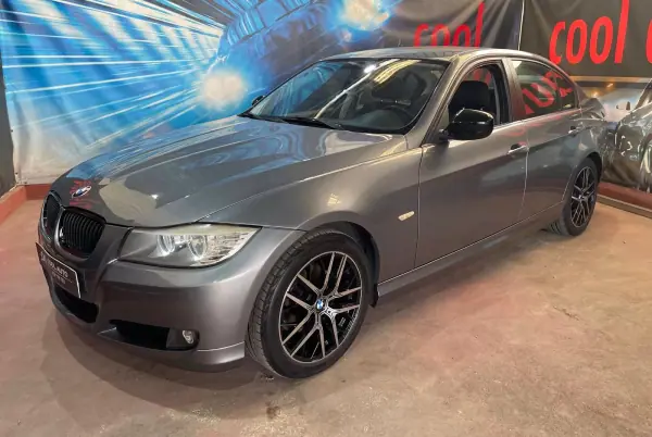 BMW 316 2009 - 9500 EUR, 111000 km - AUTO.MOTO.pt - 111000km - foto 9 de 47