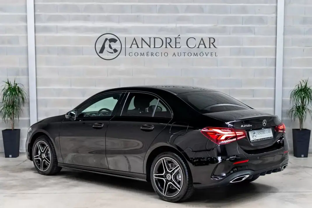 Mercedes-Benz A 250 Limousine 2022 - 28950 EUR, 31579 km - AUTO.MOTO.pt - 31579km - foto 7 de 52
