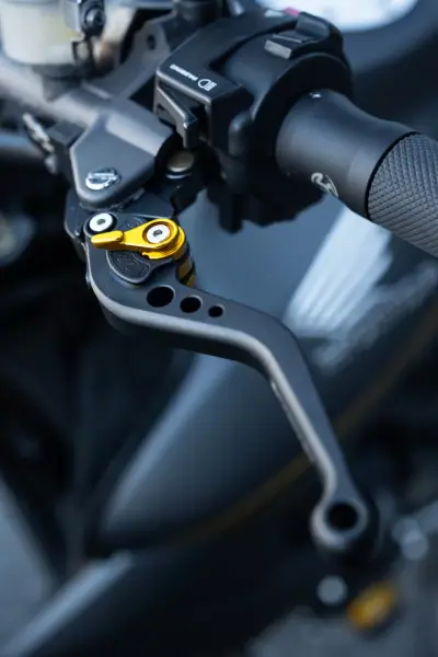 Honda CB 1000R 2012 - 8900 EUR, 22000 km - AUTO.MOTO.pt - 22000km - foto 16 de 26