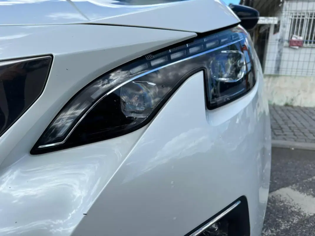 Peugeot 3008 2020 - 23900 EUR, 132834 km - AUTO.MOTO.pt - 132834km - foto 14 de 34