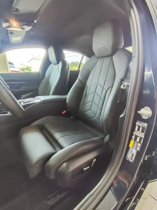 BMW 530e 2024 - 52500 EUR, 11000 km - AUTO.MOTO.pt - 11000km - foto 20 de 41