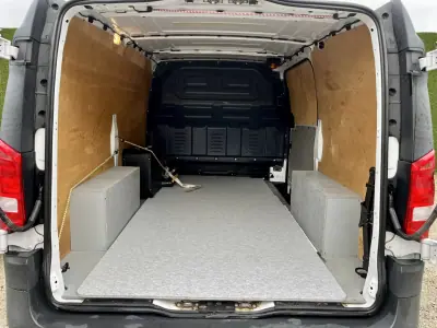 Mercedes-Benz Vito 114 CDi 3 lugares 2019 - 23900 EUR, 69000 km - AUTO.MOTO.pt - 69000km - foto 6 de 14