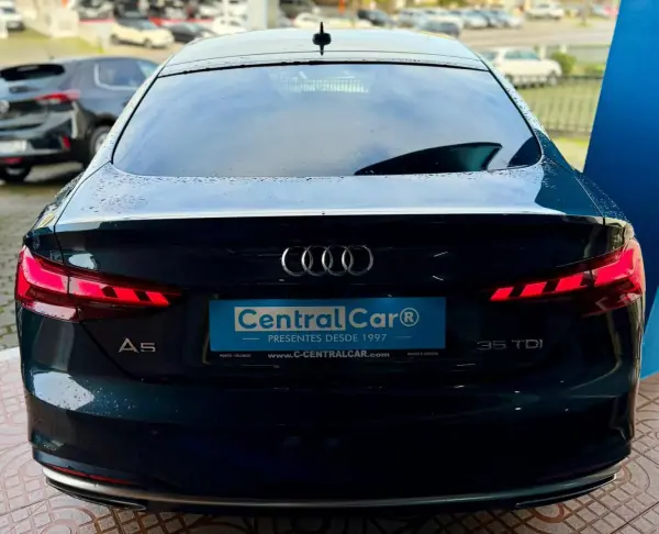 Audi A5 Sportback 2020 - 28950 EUR, 127000 km - AUTO.MOTO.pt - 127000km - foto 10 de 32
