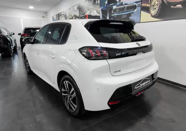 Peugeot 208 2021 - 13990 EUR, 57000 km - AUTO.MOTO.pt - 57000km - foto 13 de 35