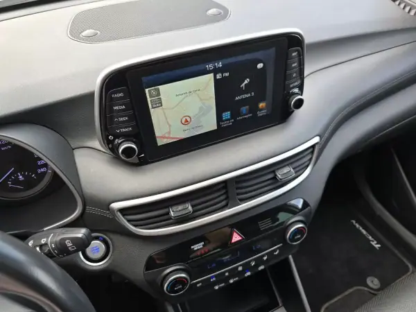 Hyundai Tucson 2019 - 18250 EUR, 137900 km - AUTO.MOTO.pt - 137900km - foto 17 de 31