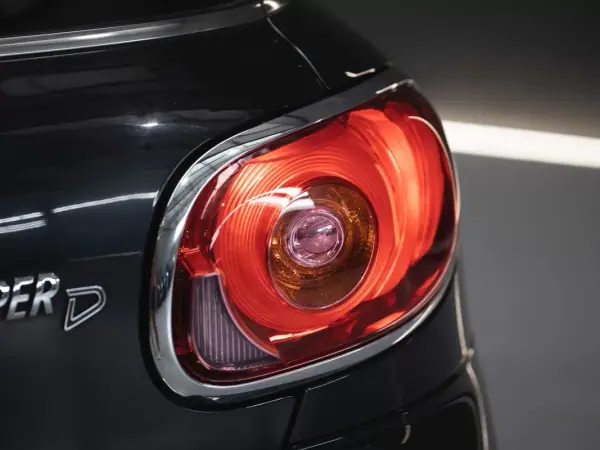 MINI Paceman 2016 - 11990 EUR, 234941 km - AUTO.MOTO.pt - 234941km - foto 11 de 22