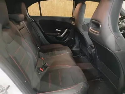 Mercedes-Benz A 250e 2024 - 39950 EUR, 24000 km - AUTO.MOTO.pt - 24000km - foto 14 de 22