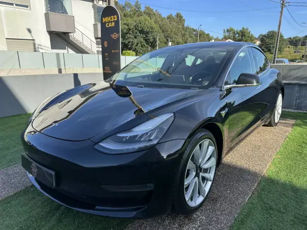 Tesla Model 3 2019 - 19900 EUR, 270000 km - AUTO.MOTO.pt - 270000km - foto 3 de 53