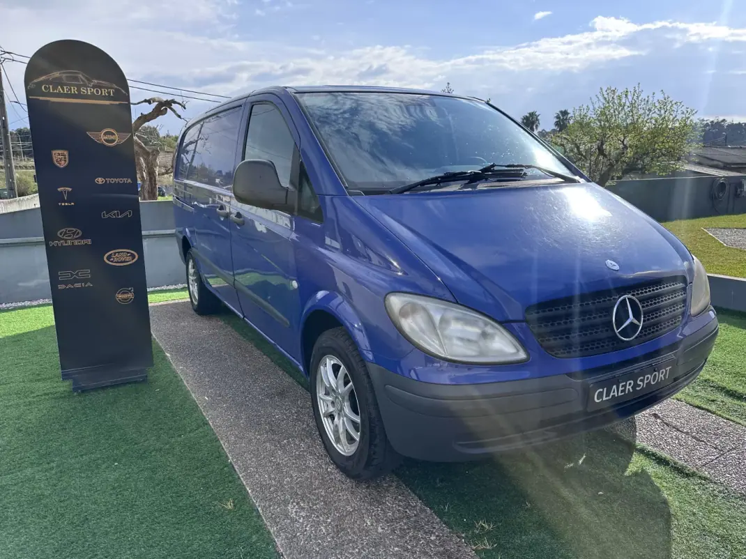 Mercedes-Benz VITO 111 CDI -LONGA 2005 - 6250 EUR, 400000 km - AUTO.MOTO.pt - 400000km - foto 1 de 25