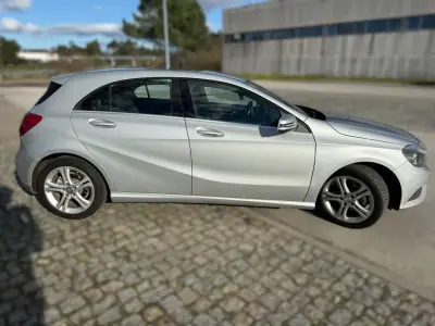 Mercedes-Benz A 180 2015 - 14250 EUR, 155500 km - AUTO.MOTO.pt - 155500km - foto 3 de 23