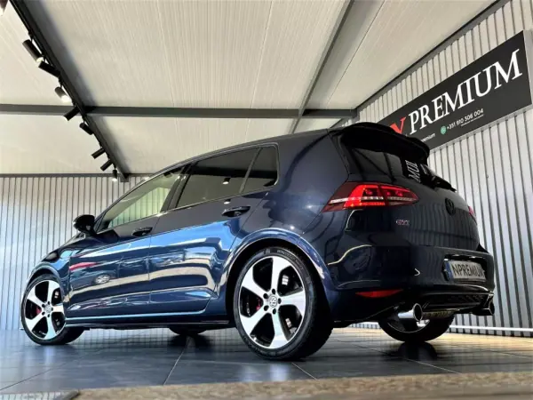Volkswagen Golf 2015 - 24990 EUR, 162000 km - AUTO.MOTO.pt - 162000km - foto 10 de 58