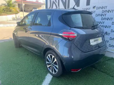 Renault Zoe 2020 - 15750 EUR, 74000 km - 74000km - foto 4 de 10