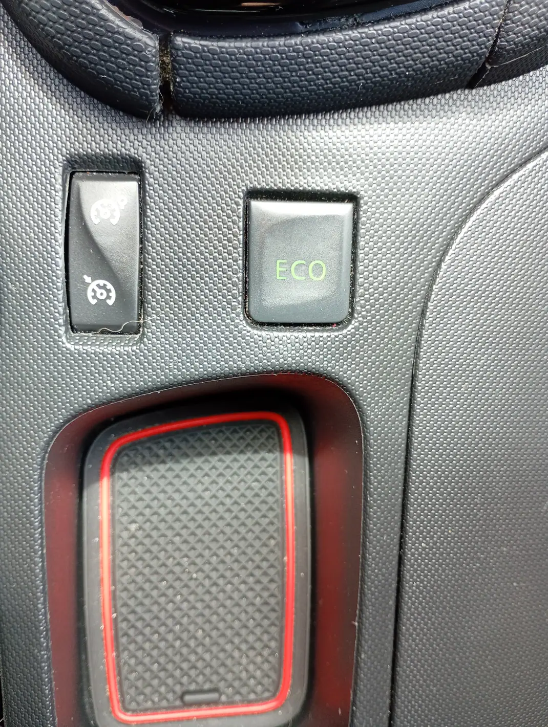 Renault Clio 2013 - 8600 EUR, 171000 km - AUTO.MOTO.pt - 171000km - foto 19 de 19