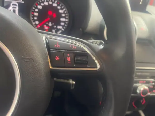 Audi A1 Sportback 2018 - 15750 EUR, 80000 km - AUTO.MOTO.pt - 80000km - foto 43 de 48