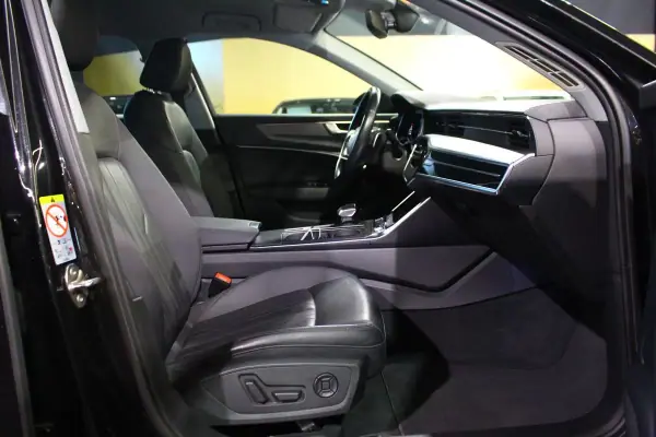 Audi A6 Avant 2020 - 27400 EUR, 167000 km - AUTO.MOTO.pt - 167000km - foto 8 de 38