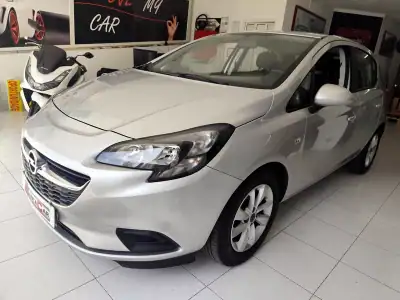 Opel Corsa 2018 - 10980 EUR, 118000 km - AUTO.MOTO.pt - 118000km - foto 9 de 23