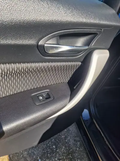 BMW 118 2013 - 14990 EUR, 153210 km - AUTO.MOTO.pt - 153210km - foto 20 de 24