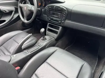 Porsche Boxster 2001 - 22500 EUR, 217000 km - AUTO.MOTO.pt - 217000km - foto 15 de 53