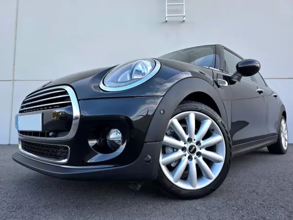 MINI 5 Portas One 2017 Petrol