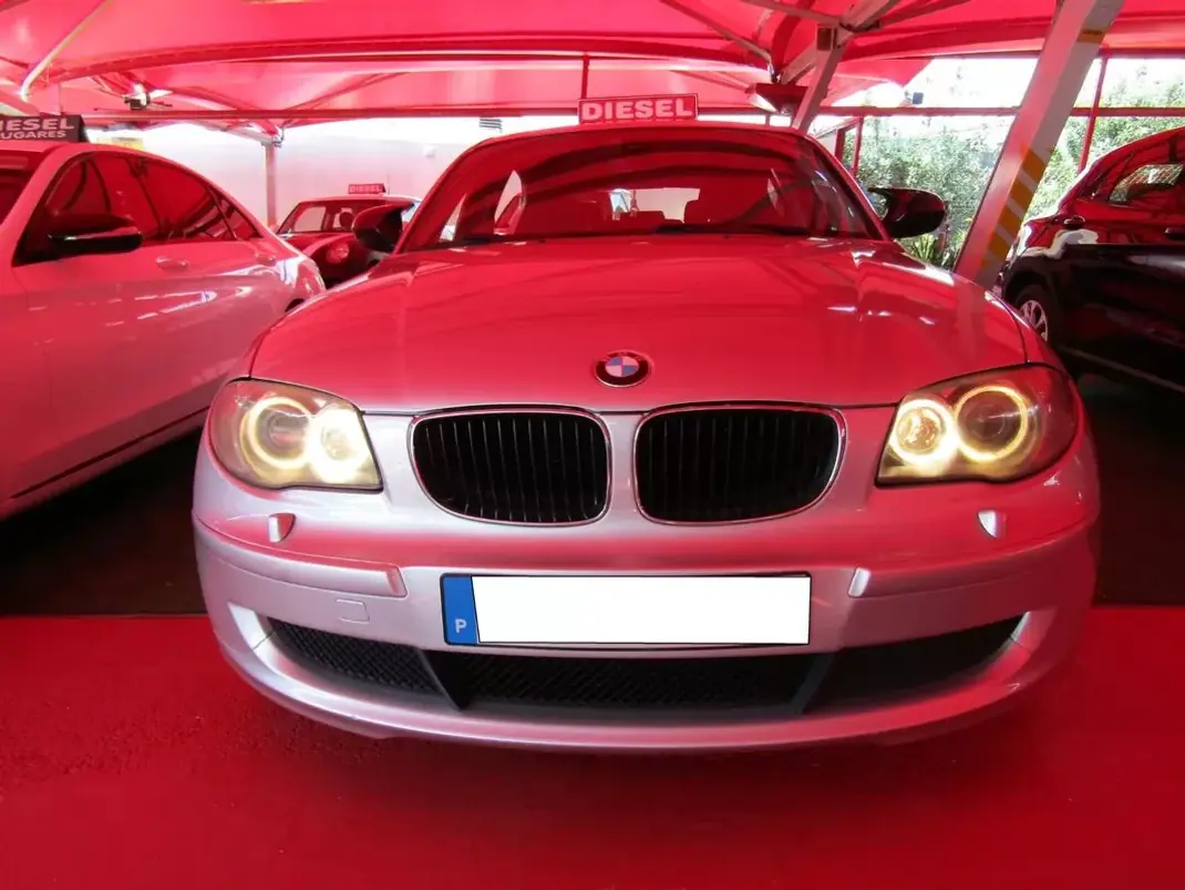 BMW 120 2011 - 11850 EUR, 249890 km - 249890km - foto 3 de 16