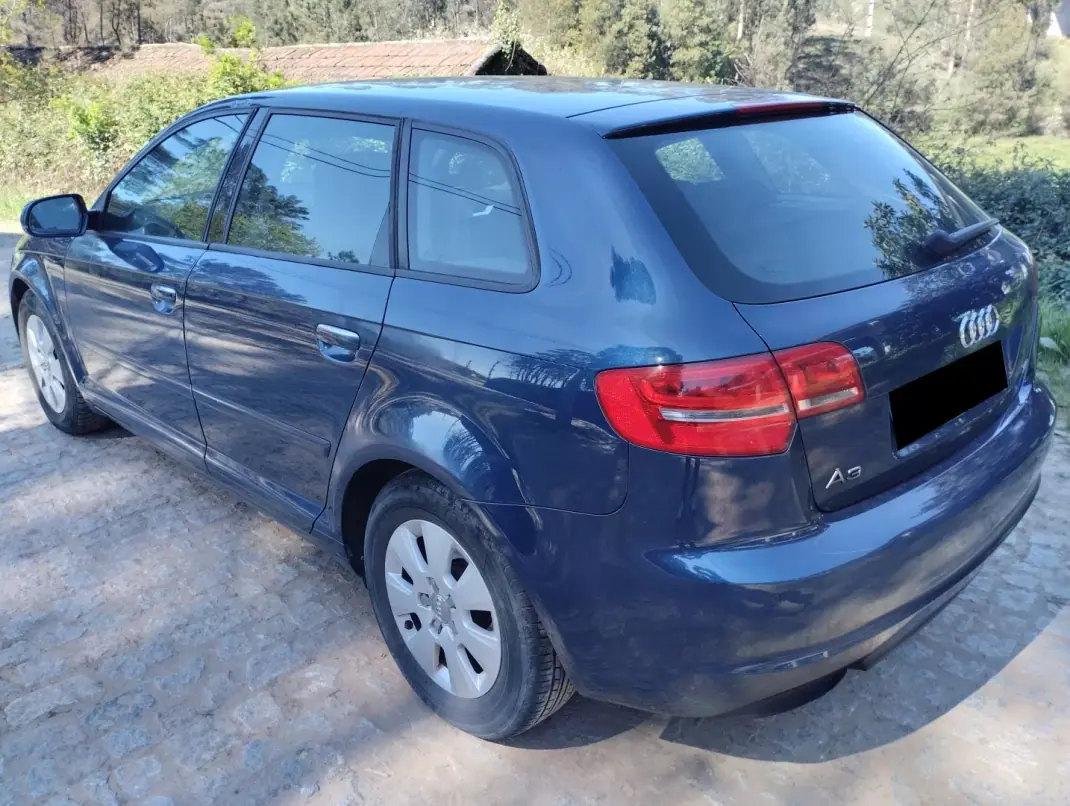 Audi A3 Sportback 2012 - 5250 EUR, 260000 km - AUTO.MOTO.pt - 260000km - foto 5 de 23