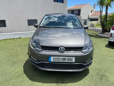 Volkswagen Polo 2017 - 10990 EUR, 146070 km - AUTO.MOTO.pt - 146070km - foto 2 de 12
